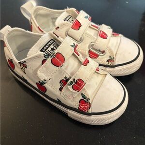 Converse Little Kids/Toddler Sneakers with Red Apple Design
